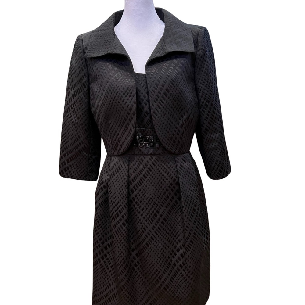 Tahari sheath dress and cropped jacket set size 10